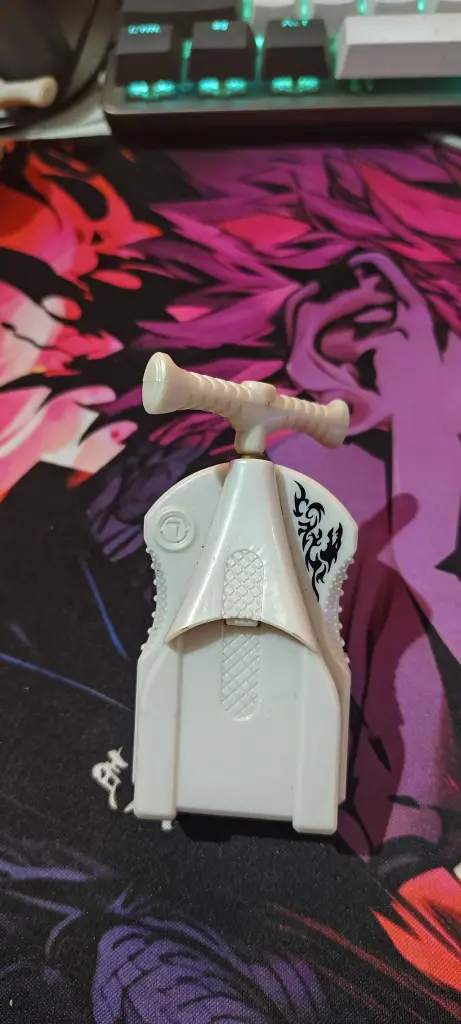 Left string launcher (c)